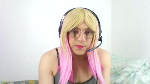 MERCIE online show from 10-20-25, 07:03