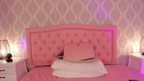   online show from 12-20-25, 07:21