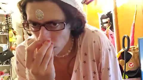 Snapshot of merelyalover chatting on 01-06-25, 02:26 gurlnips online show from 01-06-25, 02:26