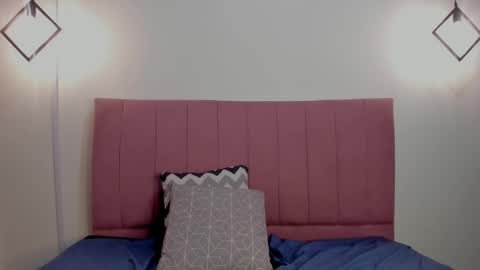 Snapshot of meridalane chatting on 02-17-25, 12:16 meridalane online show from 02-17-25, 12:16