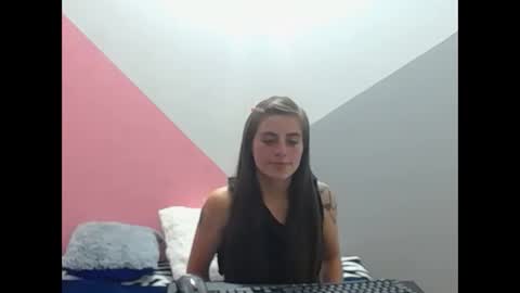 Snapshot of merily_duff chatting on 11-10-25, 06:51 MERILY online show from 11-10-25, 06:51