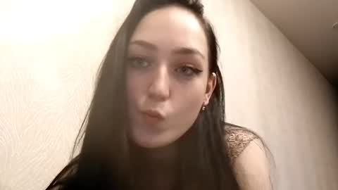 Rapuncel online show from 10-10-25, 04:50