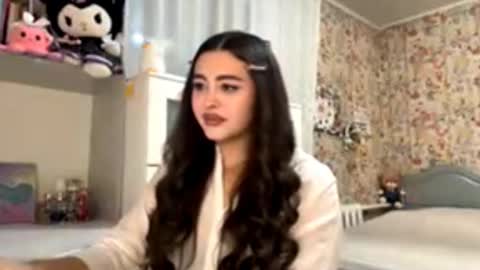 Enni online show from 11-30-25, 05:39