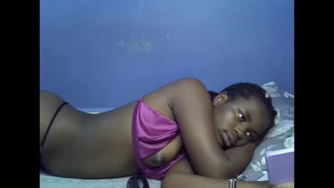 Snapshot of merlin_queen chatting on 11-29-25, 06:49 merlin_queen online show from 11-29-25, 06:49