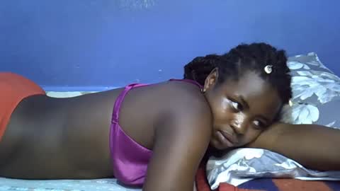 Snapshot of merlin_queen chatting on 11-29-25, 06:55 merlin_queen online show from 11-29-25, 06:55