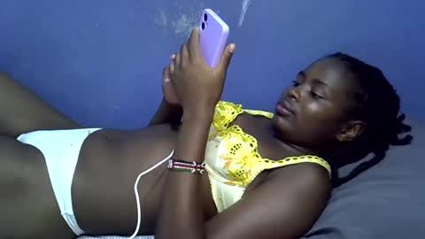 Snapshot of merlin_queen chatting on 12-14-25, 02:55 merlin_queen online show from 12-14-25, 02:55