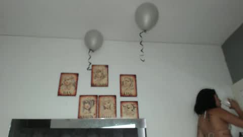 Snapshot of merlina_t chatting on 11-25-25, 07:58 merlina_t online show from 11-25-25, 07:58