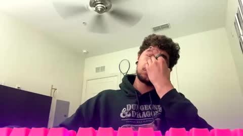 Snapshot of merlinharriss chatting on 02-16-25, 04:42 Merlinz Magic online show from 02-16-25, 04:42