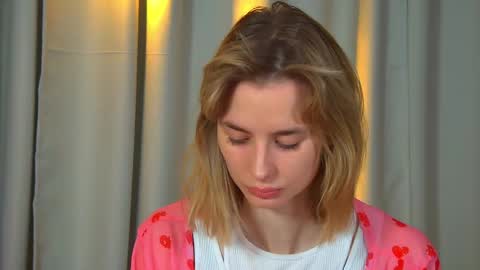 Snapshot of merlinmeyer chatting on 02-01-26, 06:23 Merlin online show from 02-01-26, 06:23