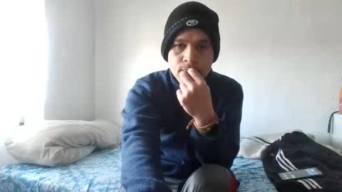 Snapshot of merlinval chatting on 02-09-26, 10:41 Merlin online show from 02-09-26, 10:41