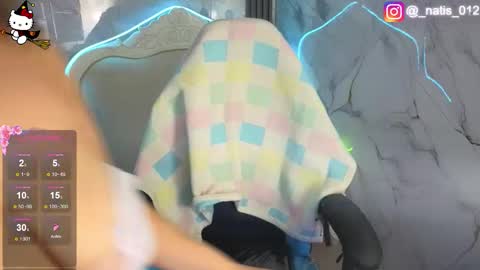 Snapshot of merloth_sub chatting on 10-10-25, 03:16 Merloth online show from 10-10-25, 03:16