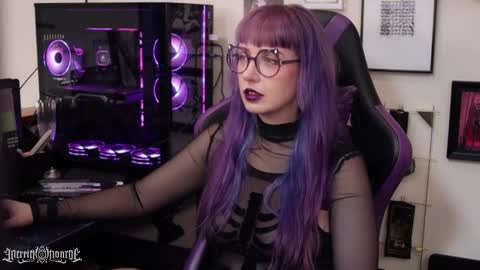 merrick monroe  online show from 10-22-25, 09:03