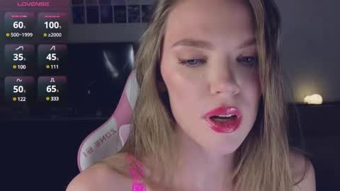 Susan online show from 12-07-24, 04:58