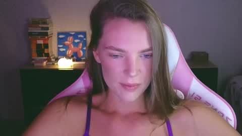 Susan online show from 11-20-25, 04:51