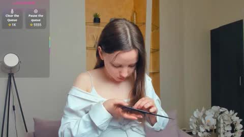 Lollita online show from 10-30-25, 10:38