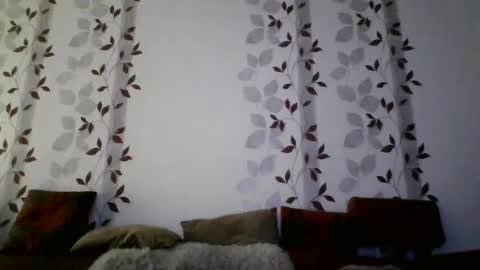 Snapshot of metallbuddy chatting on 01-05-25, 08:10 ask me online show from 01-05-25, 08:10