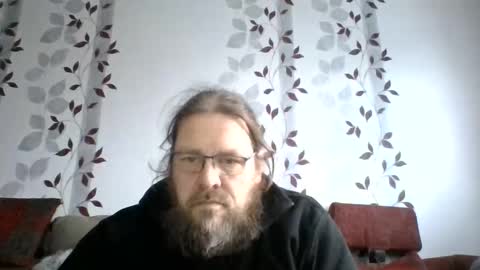 Snapshot of metallbuddy chatting on 01-10-25, 07:35 ask me online show from 01-10-25, 07:35