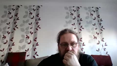 Snapshot of metallbuddy chatting on 01-12-25, 01:48 ask me online show from 01-12-25, 01:48