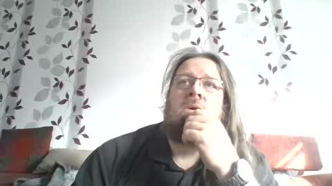 Snapshot of metallbuddy chatting on 02-02-25, 09:40 ask me online show from 02-02-25, 09:40