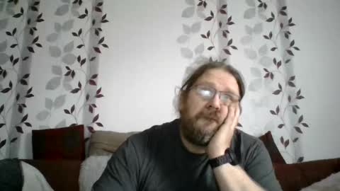 Snapshot of metallbuddy chatting on 11-09-25, 10:57 ask me online show from 11-09-25, 10:57