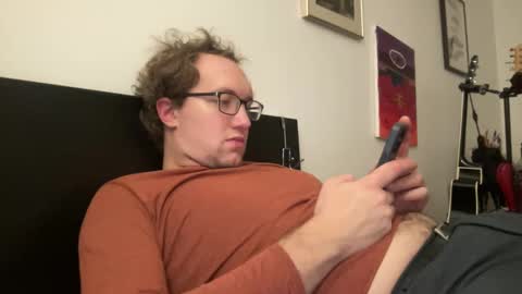 Snapshot of metallica92786 chatting on 12-16-24, 05:27 metallica92786 online show from 12-16-24, 05:27