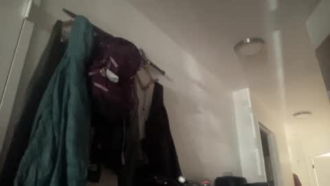 metallica92786 online show from 11-18-25, 04:55