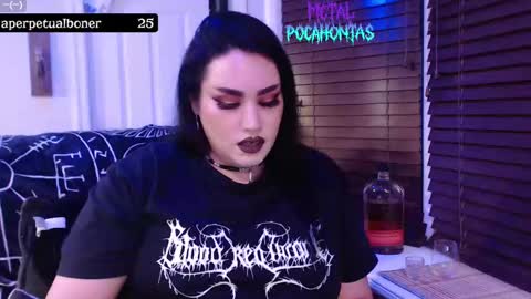 Snapshot of metalpocahotass chatting on 09-18-25, 11:18 MetalPocahotass online show from 09-18-25, 11:18