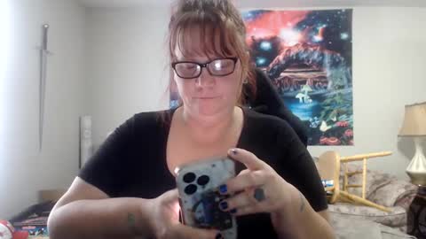 Snapshot of metalshop chatting on 12-08-24, 07:00 Mommy Jaxx online show from 12-08-24, 07:00