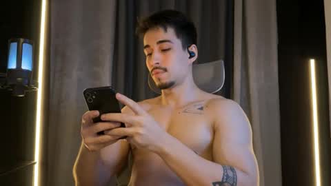 mettew22cm online show from 10-20-25, 04:02