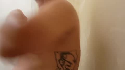 Snapshot of mexidaddycan chatting on 01-04-25, 08:06 mexidaddycan online show from 01-04-25, 08:06