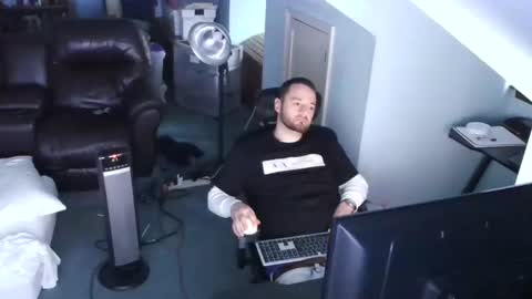 LockedOutNaked online show from 01-15-26, 12:43