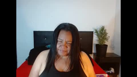 mhia1972 online show from 12-25-24, 06:09