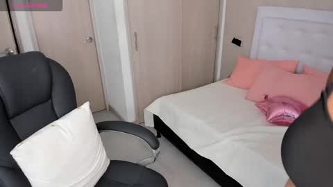 Mhonika online show from 11-12-25, 12:05