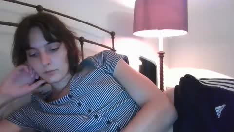 Snapshot of mia_177 chatting on 09-28-25, 11:10 mia_177 online show from 09-28-25, 11:10