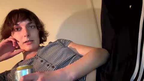 Snapshot of mia_177 chatting on 11-08-25, 12:44 mia_177 online show from 11-08-25, 12:44