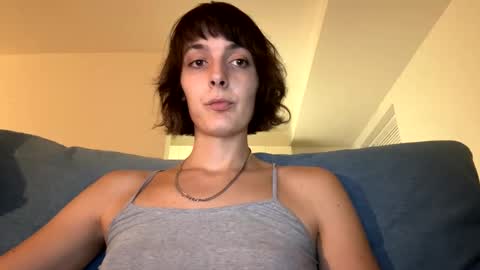 Snapshot of mia_177 chatting on 11-17-25, 12:16 mia_177 online show from 11-17-25, 12:16