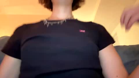 Snapshot of mia_177 chatting on 11-17-25, 11:10 mia_177 online show from 11-17-25, 11:10