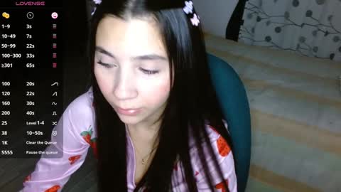 Mia online show from 12-16-24, 11:28