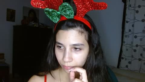 Mia online show from 12-31-24, 11:06