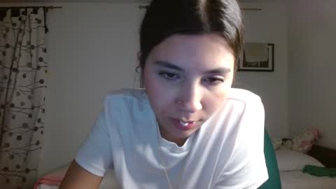 Mia online show from 01-22-25, 03:31
