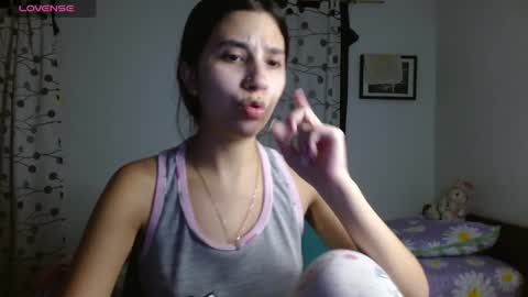 Mia online show from 01-27-25, 05:03