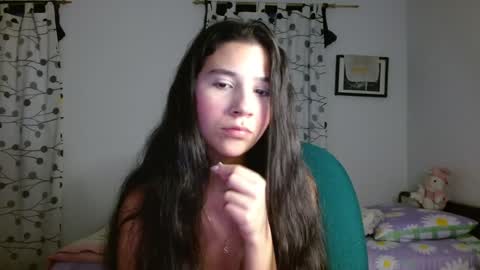 Mia online show from 02-04-25, 11:16
