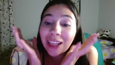 Mia online show from 03-04-25, 03:55