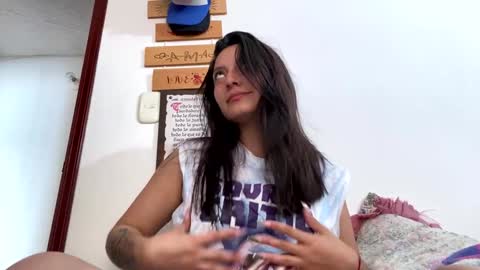 Mia  online show from 12-15-24, 05:31