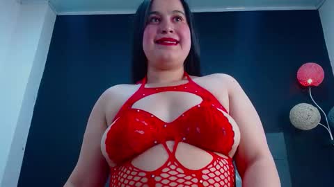 Snapshot of mia__xx1 chatting on 10-20-25, 05:08 C A L L M E M I A online show from 10-20-25, 05:08