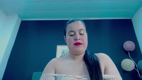 Snapshot of mia__xx1 chatting on 10-21-25, 03:40 C A L L M E M I A online show from 10-21-25, 03:40