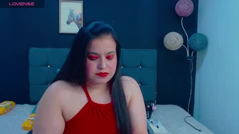 Snapshot of mia__xx1 chatting on 11-19-25, 02:00 C A L L M E M I A online show from 11-19-25, 02:00