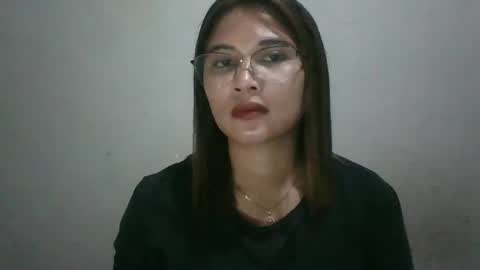 Snapshot of mia_bella04 chatting on 02-24-25, 02:40 mia_bella04 online show from 02-24-25, 02:40