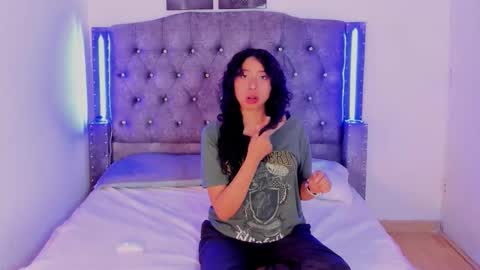 mia_cavallii online show from 12-19-25, 01:18