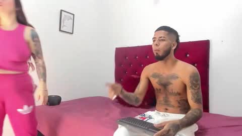 mia online show from 10-01-25, 10:54